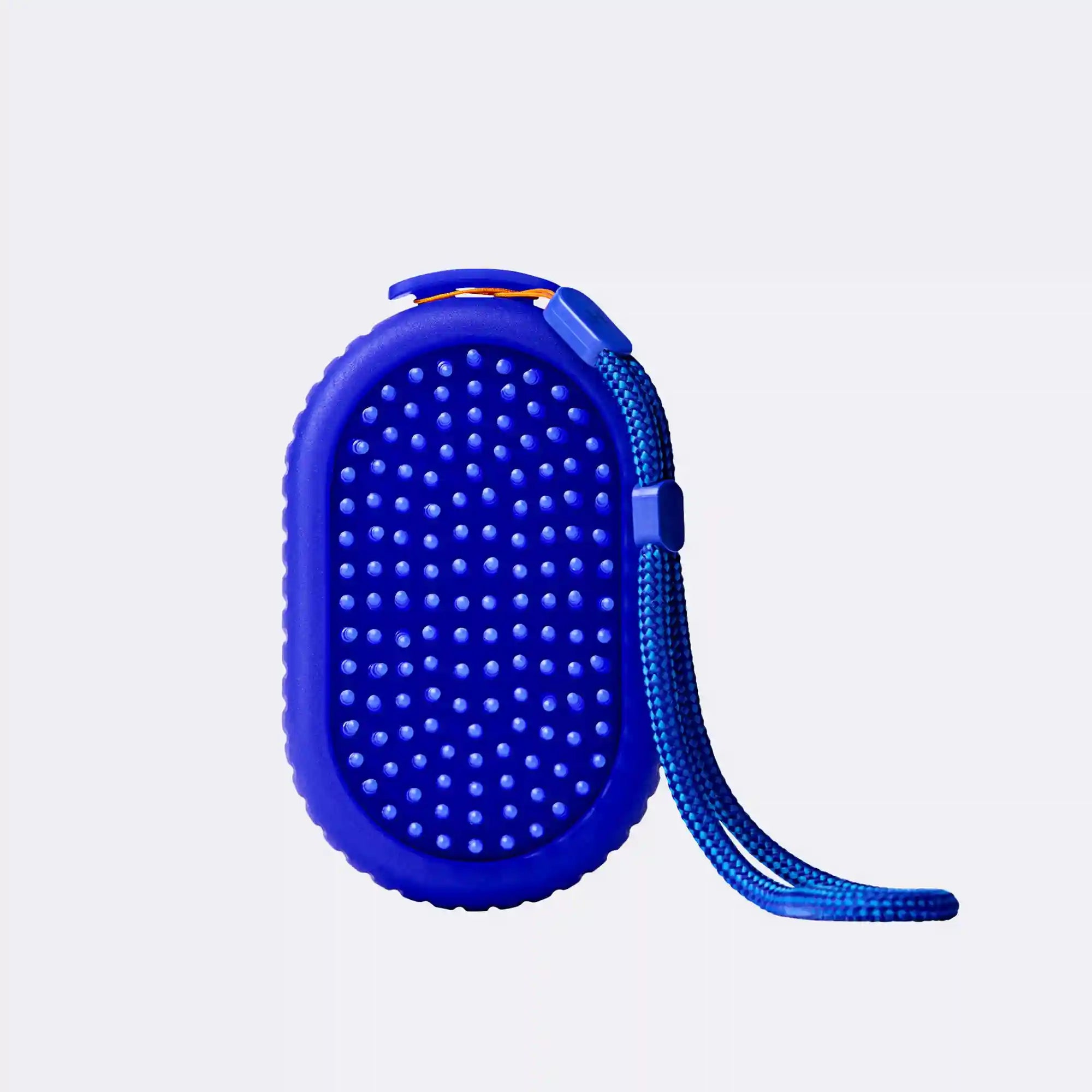 Alternative view of Harryâs 2 In 1 Scalp & Body Scrubber